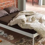 Hatkus-S Çift Kişilik Ferforje Beyaz Metal Karyola