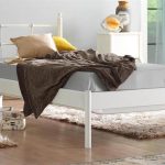 Lalas-S Tek Kişilik Ferforje Beyaz Metal Karyola